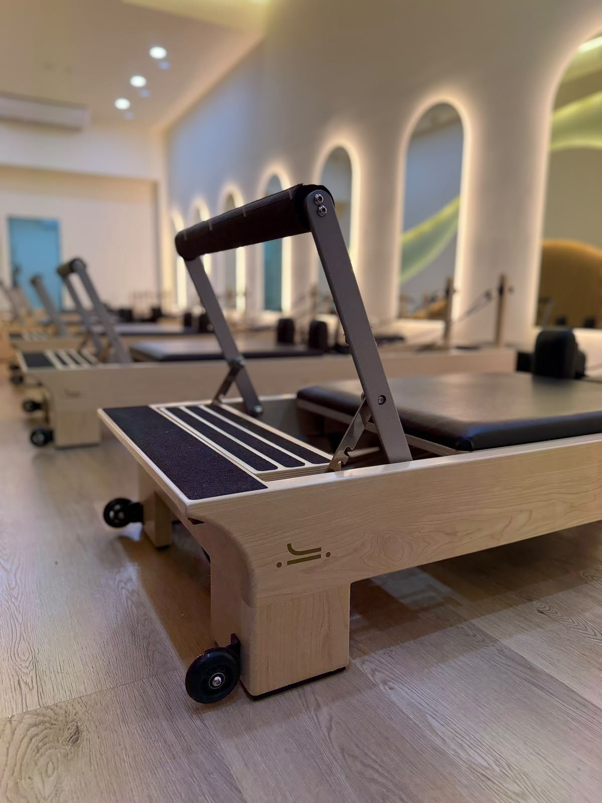 Máquina Reformer de madera con barra de pies